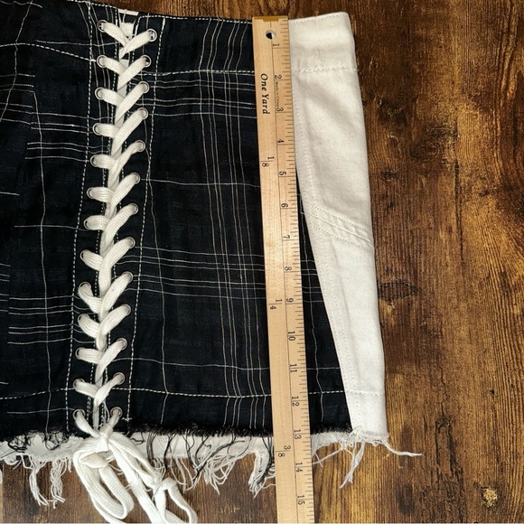 Dolls Kill x Darker Wavs Skirt Womens Small Black and White Plaid Lace Up Raw He - Picture 6 of 7
